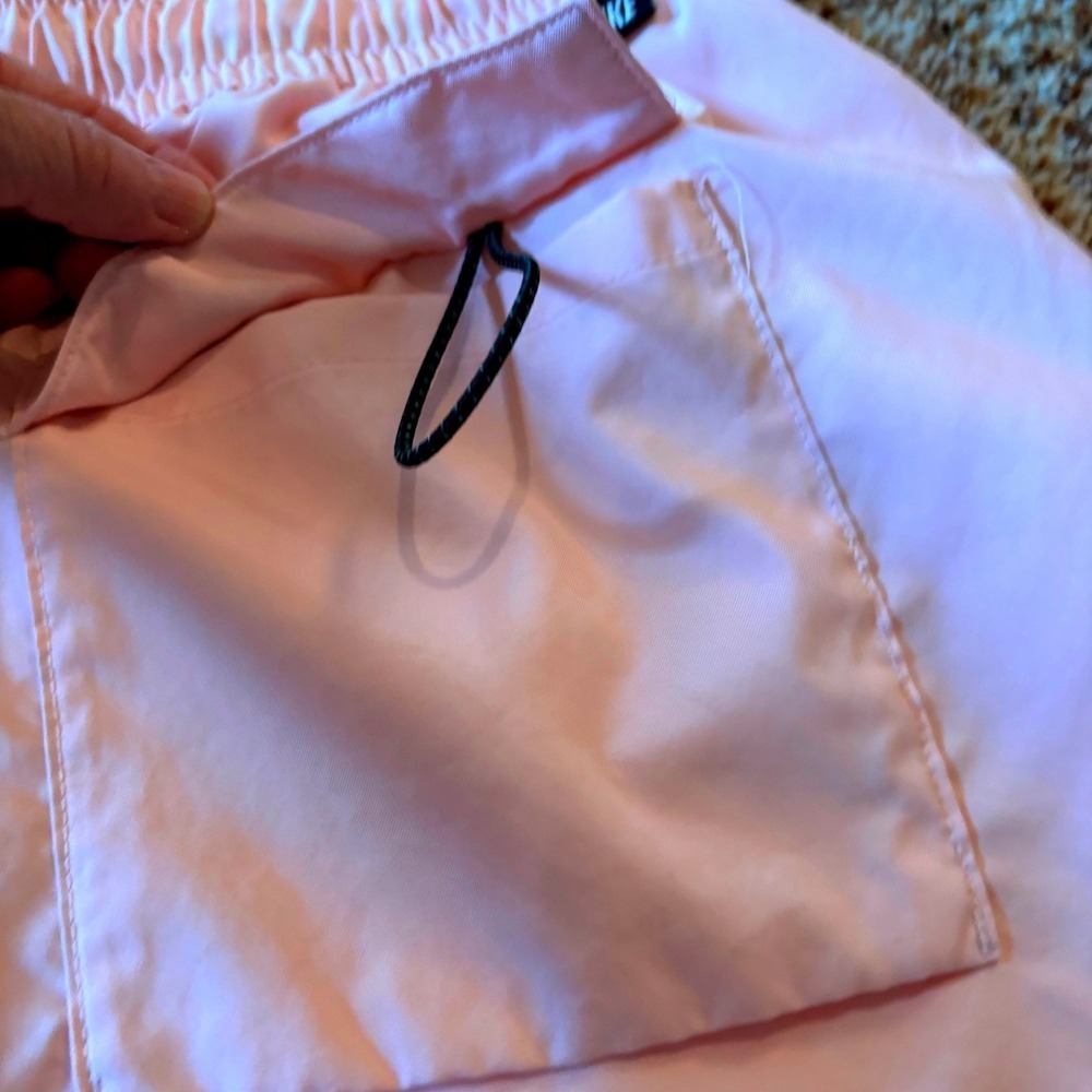 Nike Sportswear Women XXL Pink-Peach Mesh Lined Shorts Run Sports DM6829-686 EUC - Picture 10 of 14